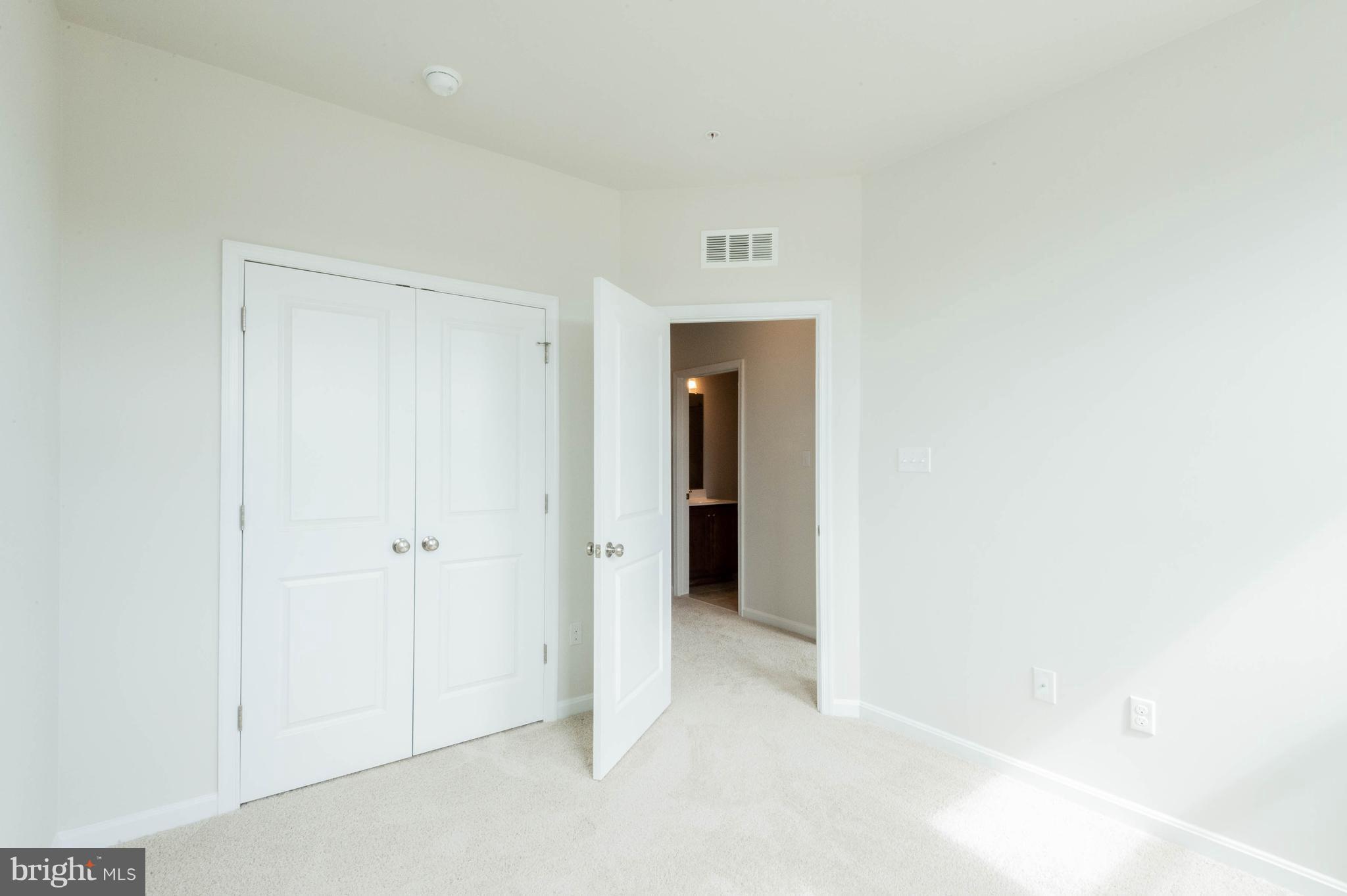 2526 Broad Reach Boulevard Edgewater, MD 21037 - Photo 23 of 30 Bedroom