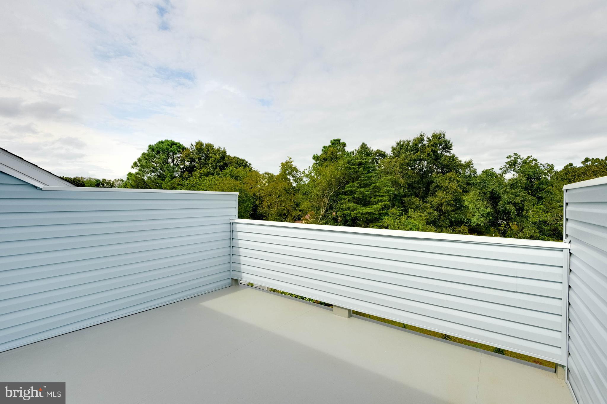 2526 Broad Reach Boulevard Edgewater, MD 21037 - Photo 27 of 30 Rooftop Deck