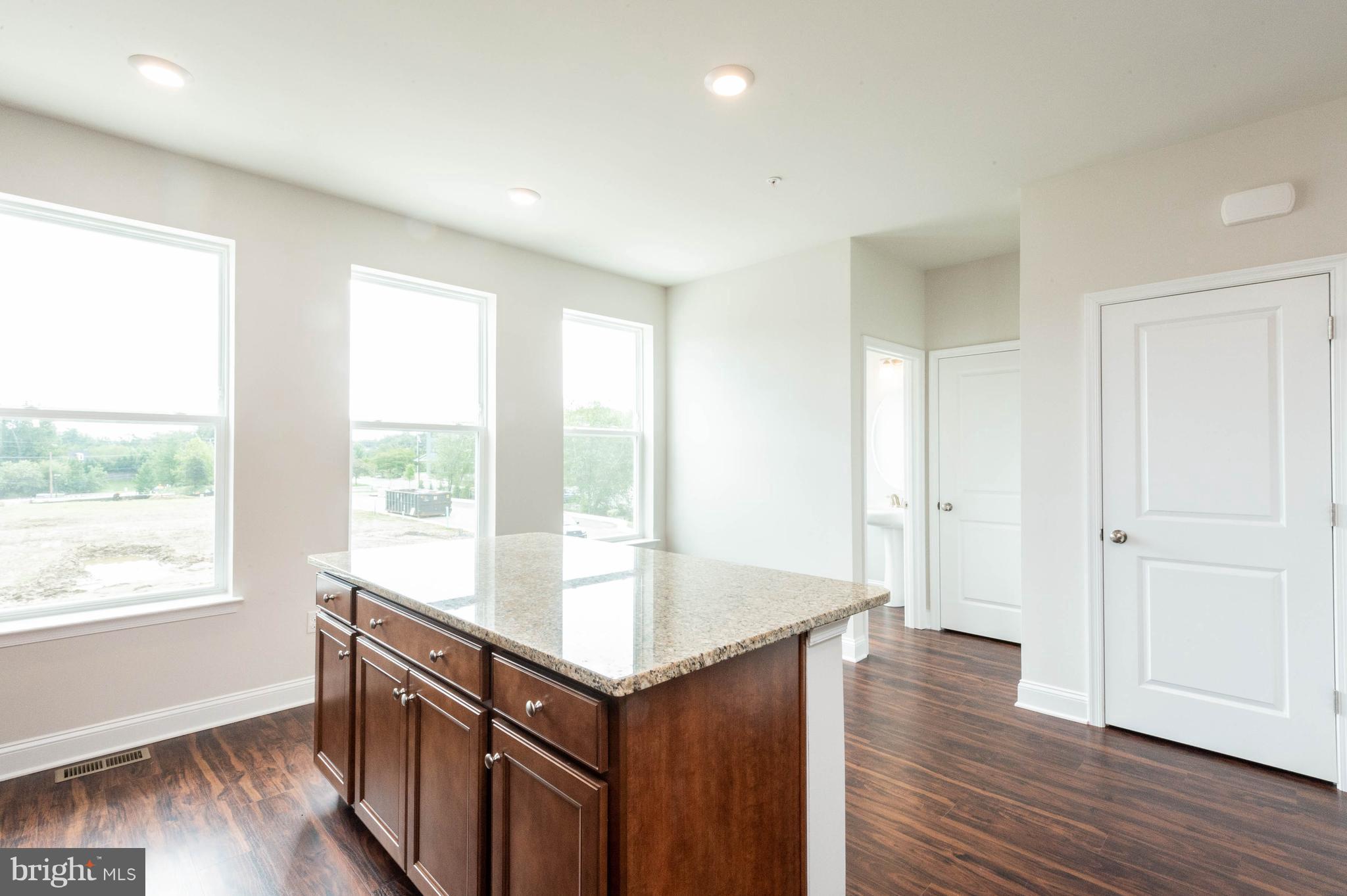 2526 Broad Reach Boulevard Edgewater, MD 21037 - Photo 6 of 30 Kitchen