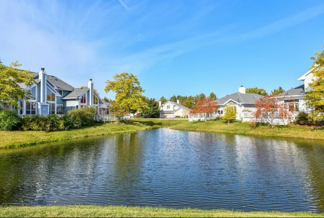 $495,000 | 14048 Waters Edge Trail, New Berlin, WI 53151