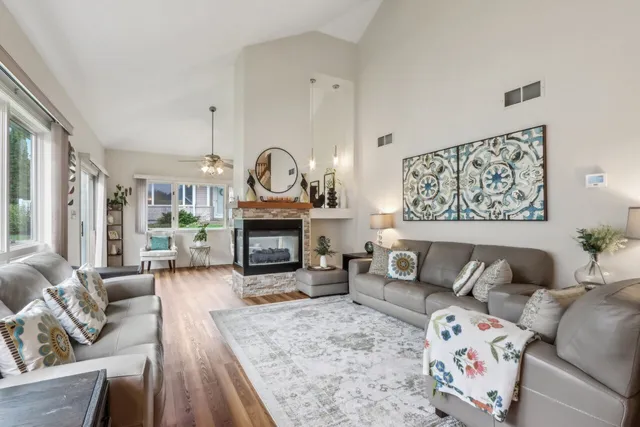 $495,000 | 14048 Waters Edge Trail, New Berlin, WI 53151