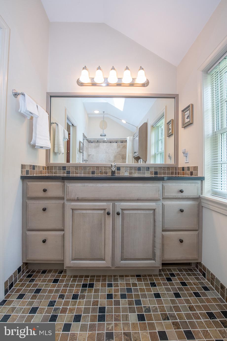 43 Northwoods Road Wayne, PA 19087 - Photo 31 of 52 Updated Hall Bathroom