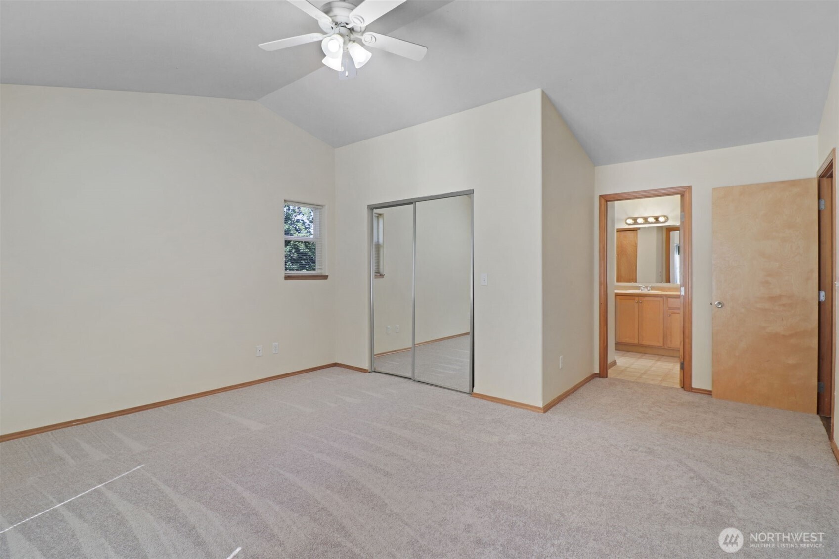 15626 Lindsay Road Southeast Yelm, WA 98597 - Photo 15 of 39