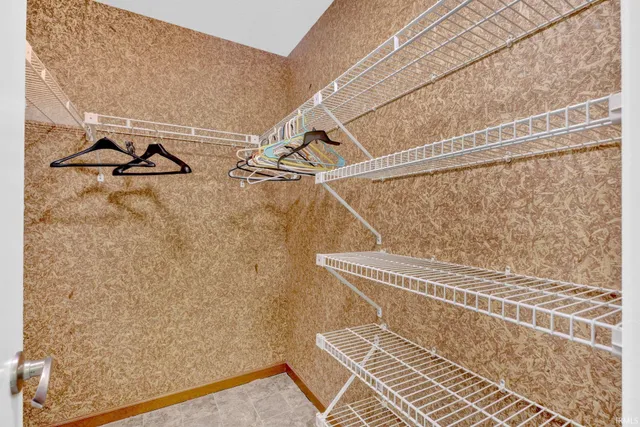 $265,000 | 500 Greentree Drive, Unit 11, Bedford, IN 47421