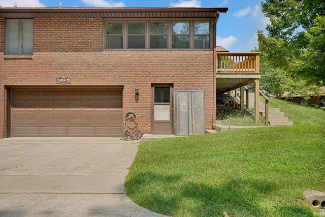$265,000 | 500 Greentree Drive, Unit 11, Bedford, IN 47421