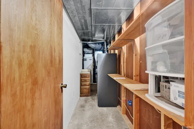 $265,000 | 500 Greentree Drive, Unit 11, Bedford, IN 47421