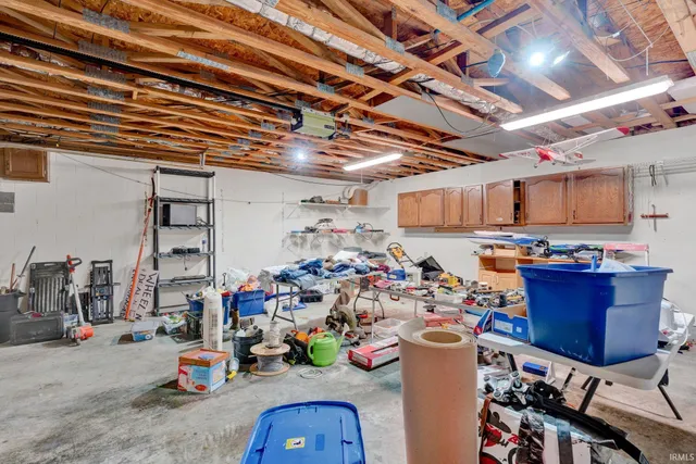 $265,000 | 500 Greentree Drive, Unit 11, Bedford, IN 47421