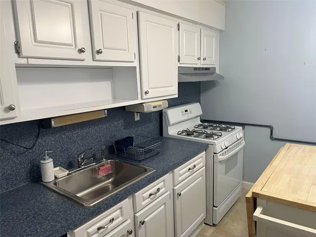 $175,000 | 855 Palisade Avenue, Unit 2E, Yonkers, NY 10703