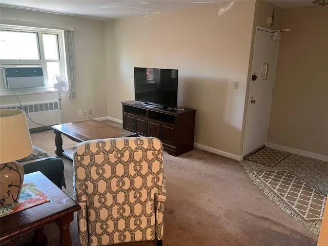 $175,000 | 855 Palisade Avenue, Unit 2E, Yonkers, NY 10703