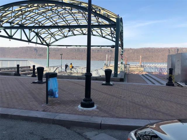 $175,000 | 855 Palisade Avenue, Unit 2E, Yonkers, NY 10703