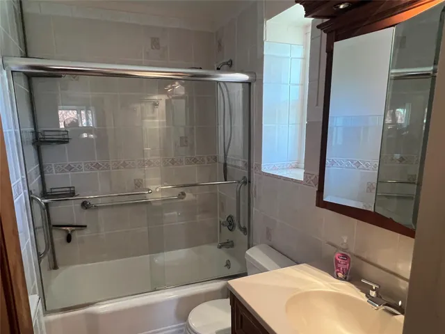 $175,000 | 855 Palisade Avenue, Unit 2E, Yonkers, NY 10703