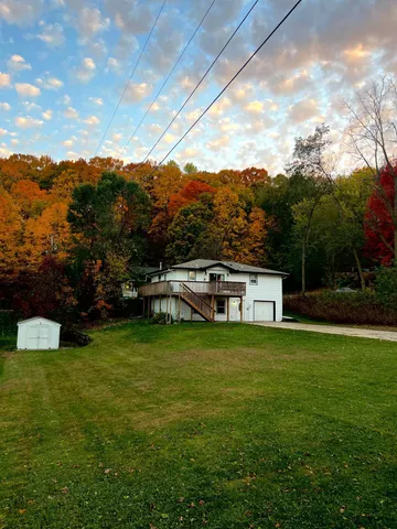 $300,000 | 422 Mill Street East, Cannon Falls, MN 55009