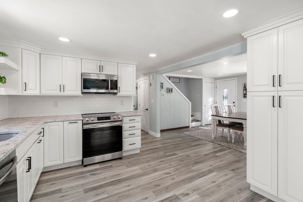 32 Packard Road Stoughton, MA 02072 - Photo 4 of 36