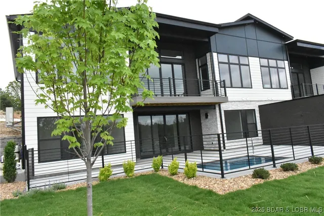 $1,249,000 | 1152 Normandy Road, Osage Beach, MO 65065