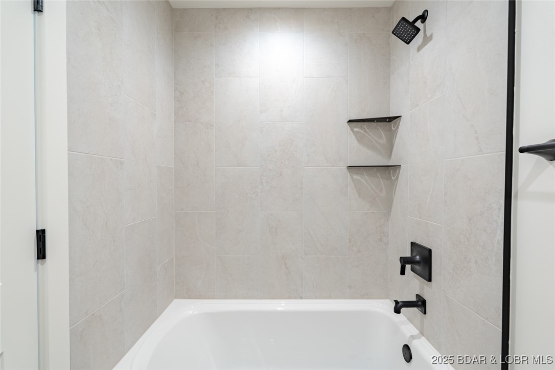 1152 Normandy Road Osage Beach, MO 65065 - Photo 37 of 42