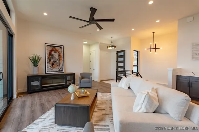 $1,249,000 | 1152 Normandy Road, Osage Beach, MO 65065