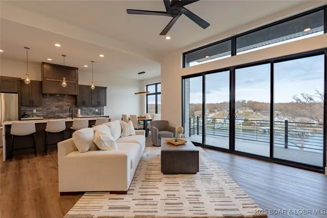 $1,249,000 | 1152 Normandy Road, Osage Beach, MO 65065