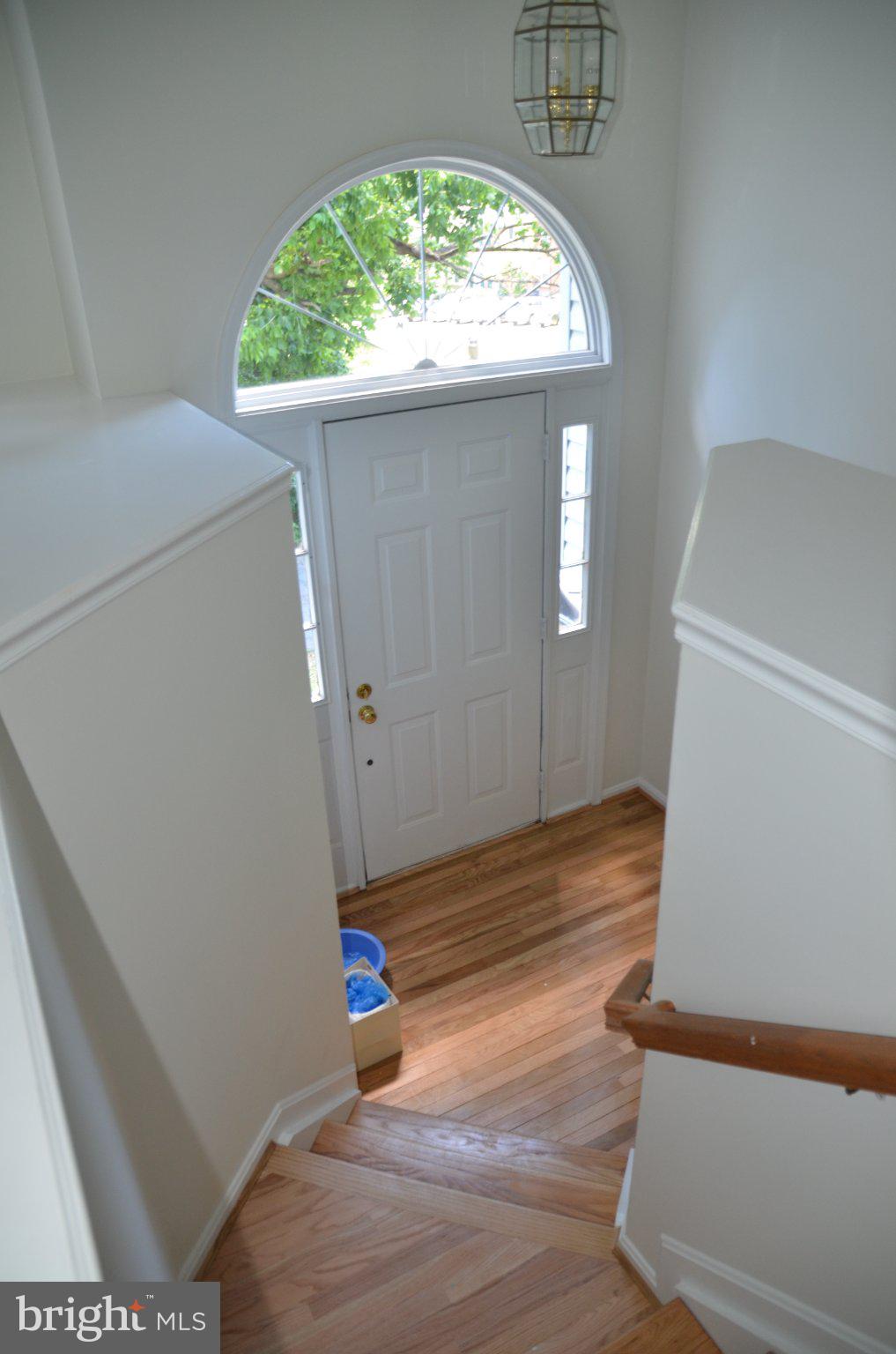 406 Longdraft Road Gaithersburg, MD 20878 - Photo 16 of 24 Welcoming entryway with natural light.