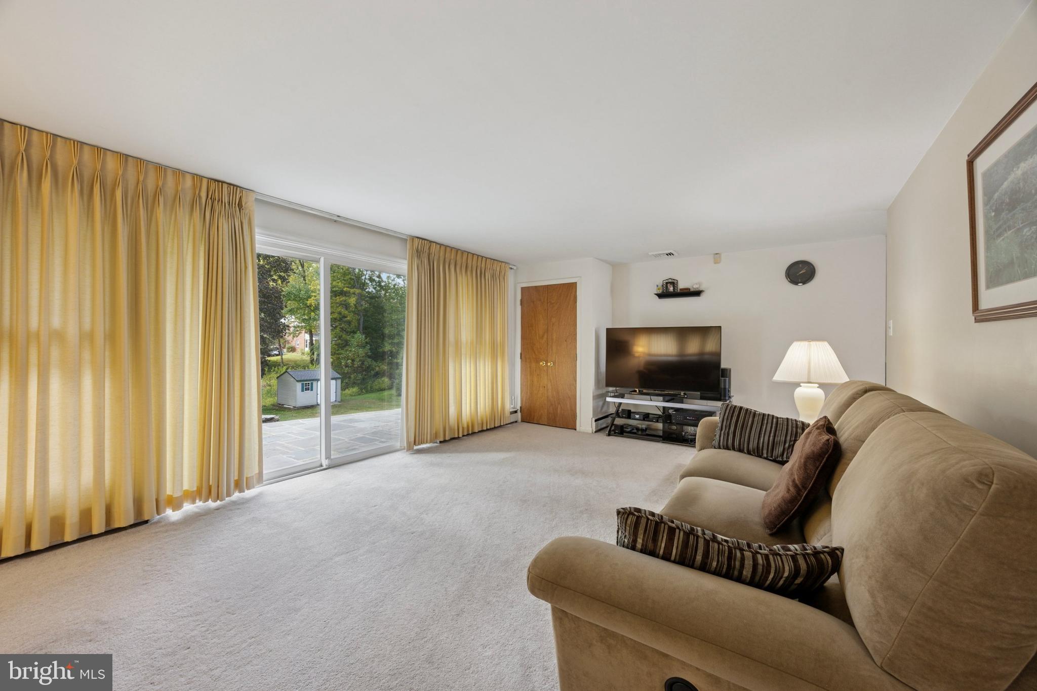 34 Wyncroft Drive Media, PA 19063 - Photo 9 of 34 Living Room W/Newer Slider To Back Patio