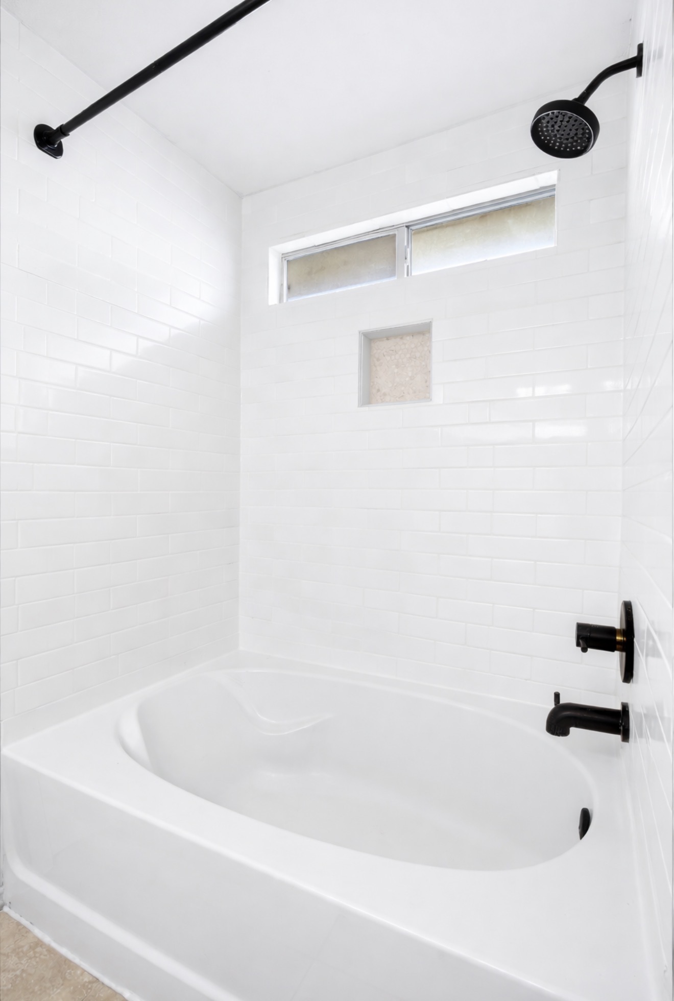 313 Drystone Trail Liberty Hill, TX 78642 - Photo 13 of 17 Bathroom featuring tub / shower combination