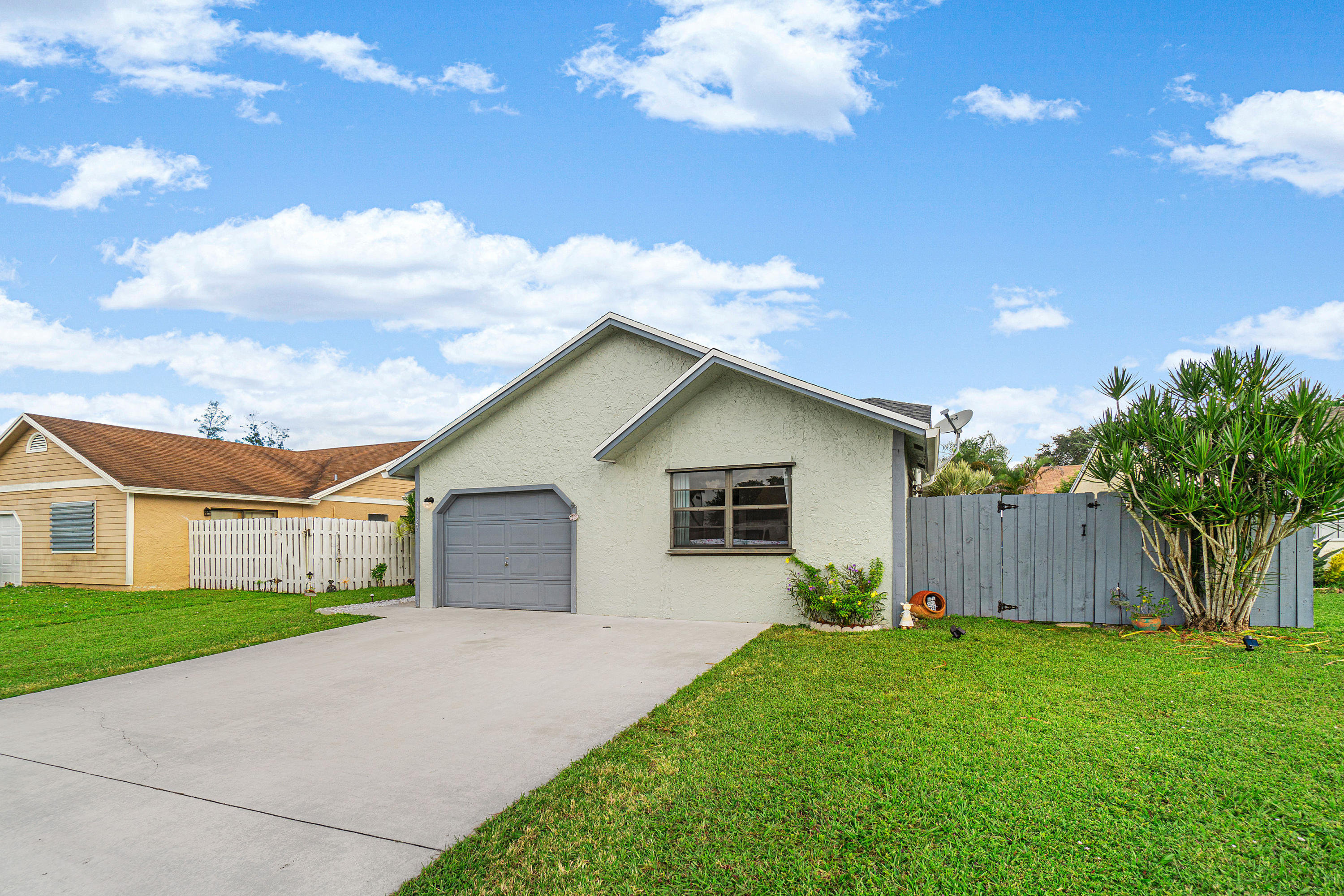 11127 Goss Lane Boca Raton, FL 33428 - Photo 3 of 33 untitled-44 (8)