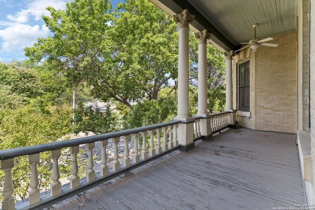 $1,195,000 | 134 Cedar Street, San Antonio, TX 78210