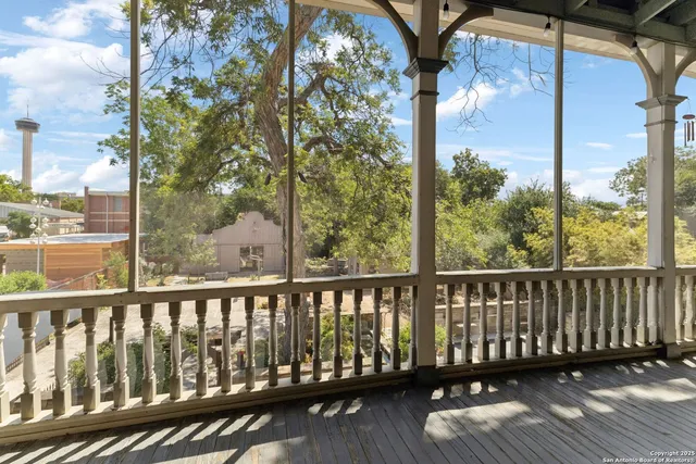 $1,195,000 | 134 Cedar Street, San Antonio, TX 78210