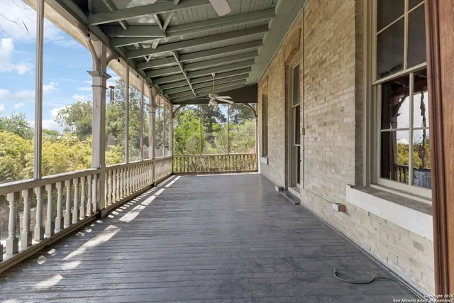 $1,195,000 | 134 Cedar Street, San Antonio, TX 78210