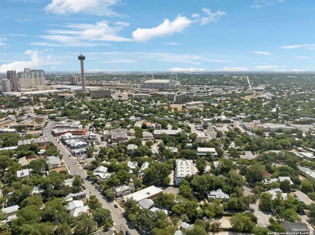 $1,195,000 | 134 Cedar Street, San Antonio, TX 78210