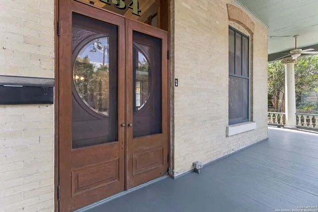 $1,195,000 | 134 Cedar Street, San Antonio, TX 78210