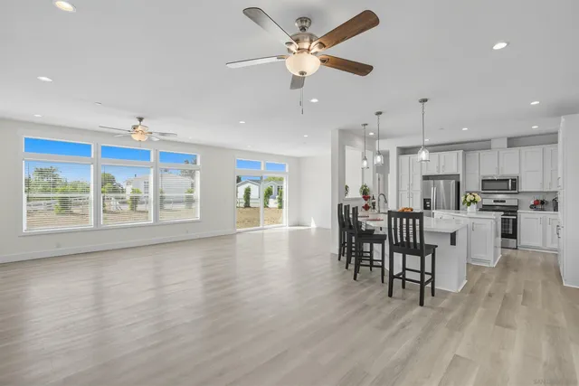 $1,499,000 | 2080 Curtis Drive, Vista, CA 92084