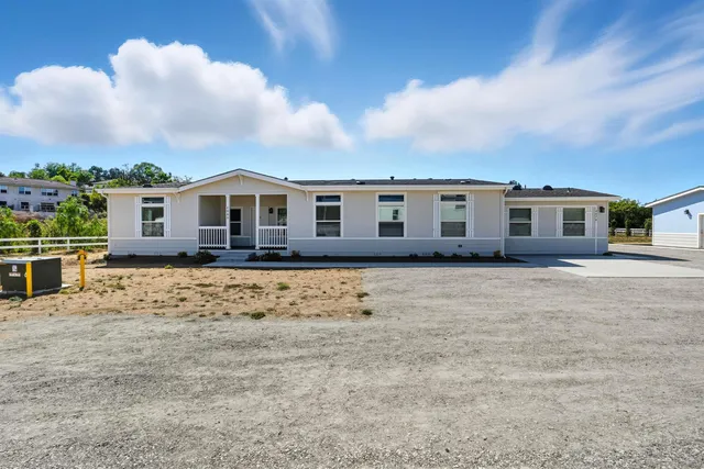 $1,499,000 | 2080 Curtis Drive, Vista, CA 92084