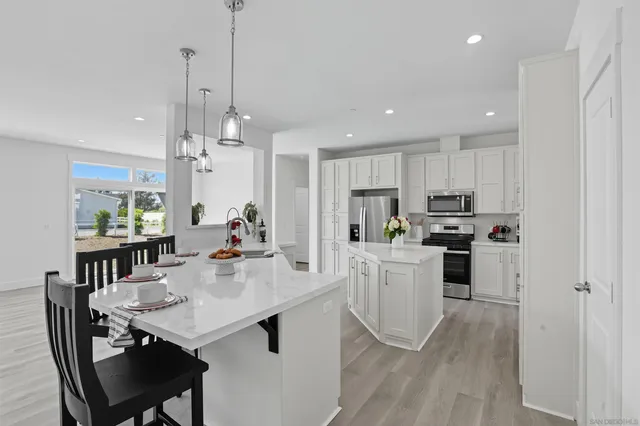 $1,499,000 | 2080 Curtis Drive, Vista, CA 92084