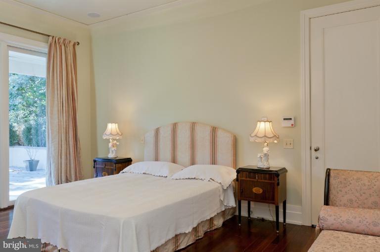 2738 Chain Bridge Road Northwest Washington, DC 20016 - Photo 16 of 22 Bedroom