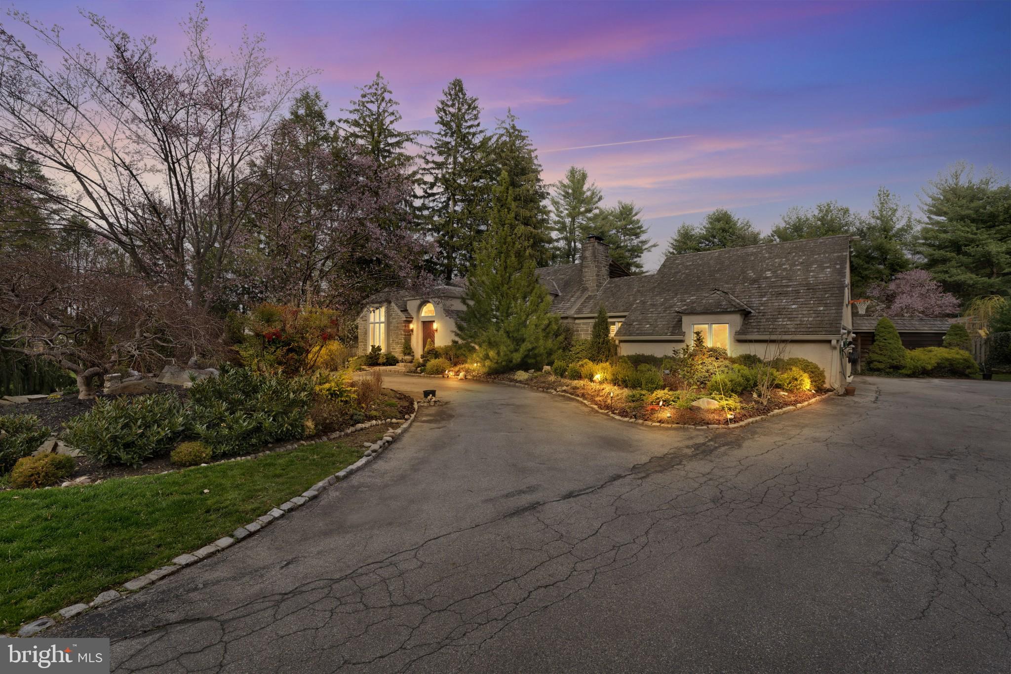 1223 Pinewood Road Villanova, PA 19085 - Photo 1 of 38