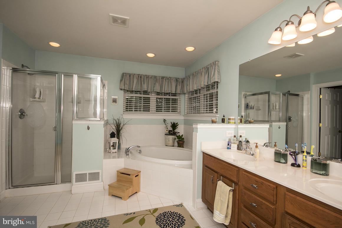 724 Hookers Mill Road Abingdon, MD 21009 - Photo 22 of 27 Bath (Master)