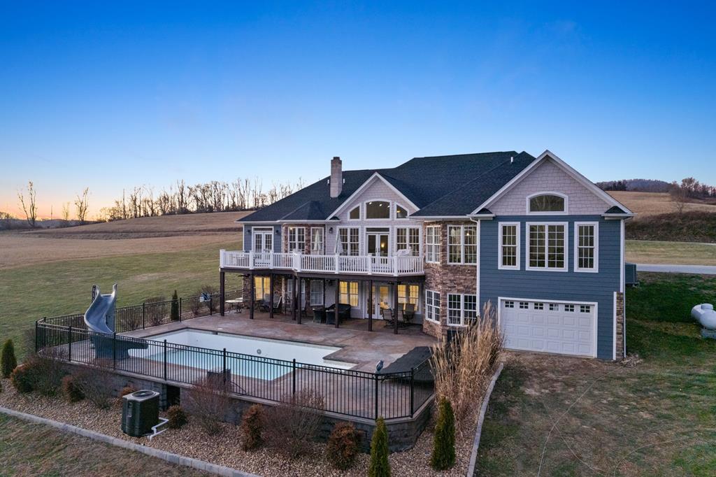 691 Fox Valley Road Marion, VA 24354 - Photo 7 of 65 Gallery Image 7