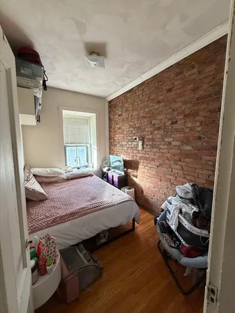$3,000 | 17 Worthington Street, Unit 3, Boston, MA 02120