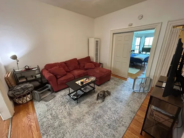 $3,000 | 17 Worthington Street, Unit 3, Boston, MA 02120