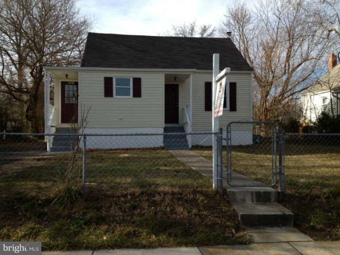 4421 Morgan Road Morningside, MD 20746 - Photo 2 of 23 Exterior (Front)