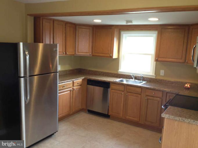 4421 Morgan Road Morningside, MD 20746 - Photo 11 of 23 Kitchen