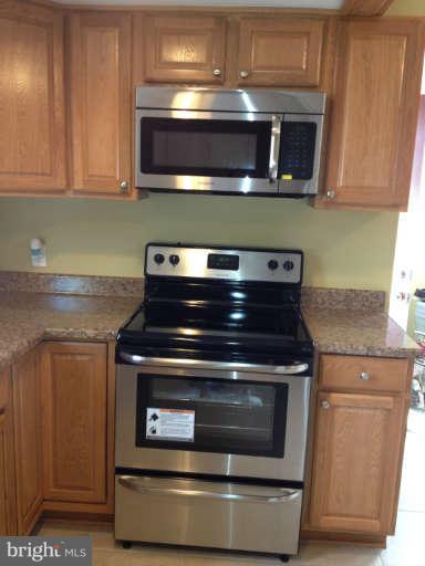 4421 Morgan Road Morningside, MD 20746 - Photo 10 of 23 Kitchen