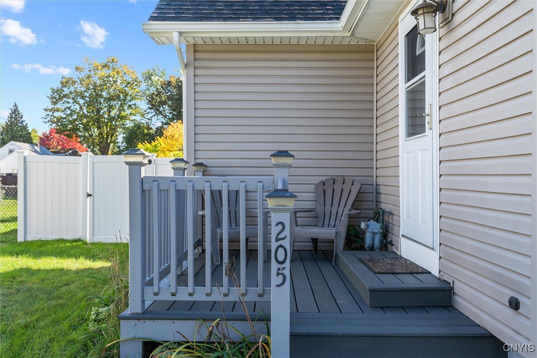 205 Elbow Road Salina, NY 13212 - Photo 7 of 50