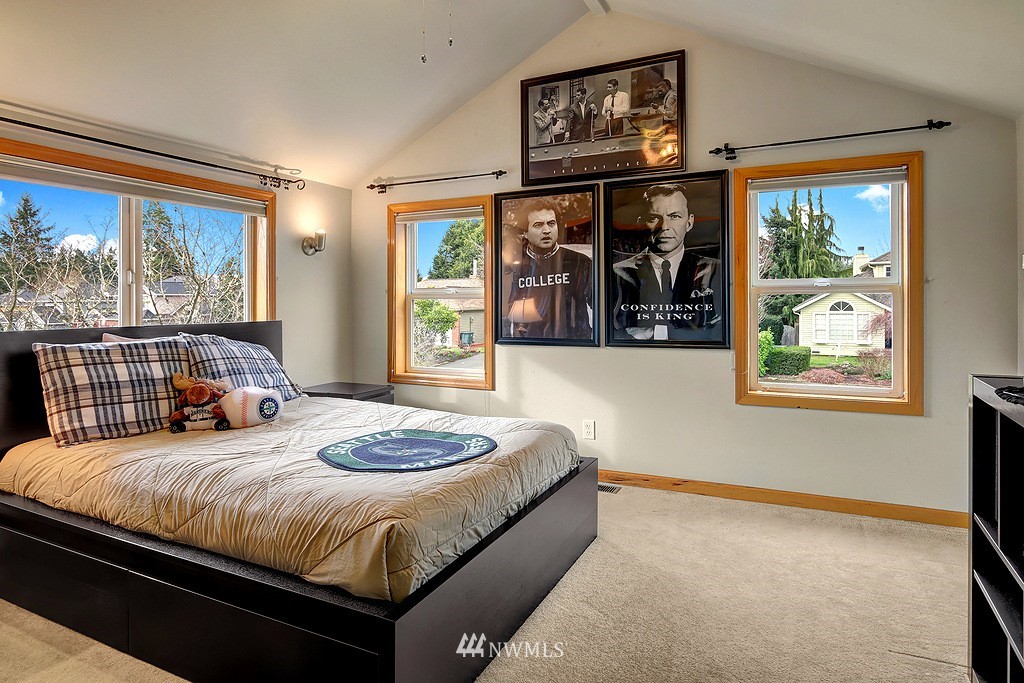 24609 Southeast 45th Way Issaquah, WA 98029 - Photo 17 of 25