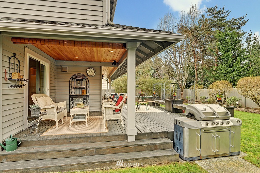 24609 Southeast 45th Way Issaquah, WA 98029 - Photo 22 of 25