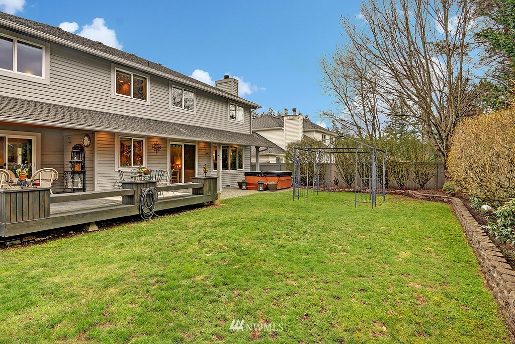 24609 Southeast 45th Way Issaquah, WA 98029 - Photo 23 of 25
