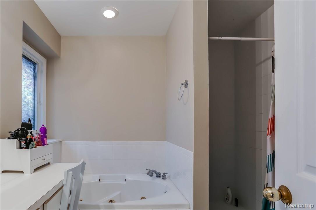 7939 Chilson Road Pinckney, MI 48169 - Photo 19 of 31 IMG_7505_blended.jpg