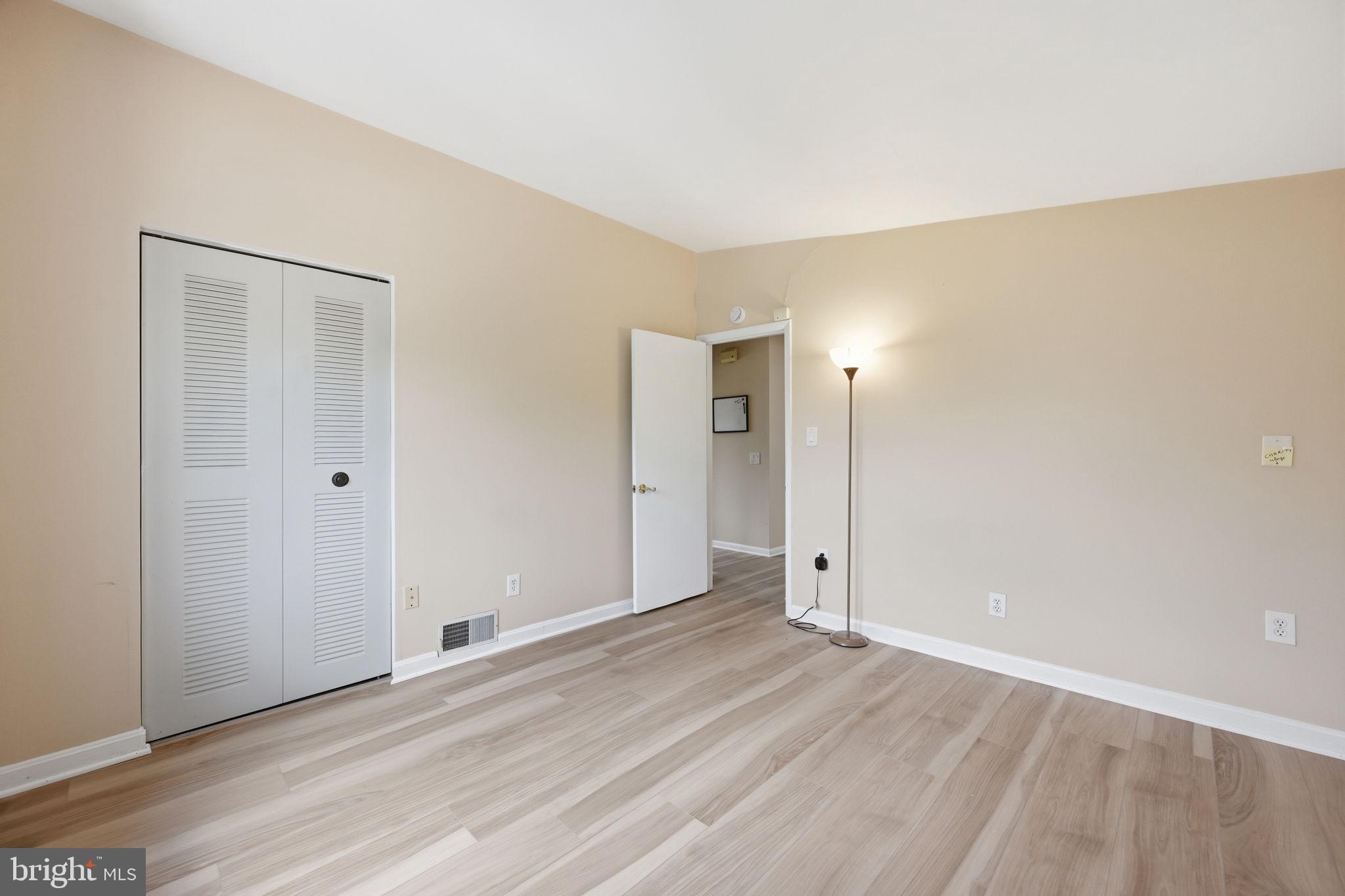 512 Dennis Avenue Silver Spring, MD 20901 - Photo 9 of 21