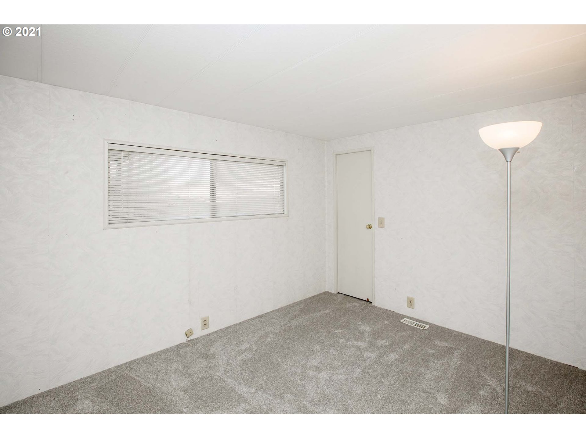 3530 Game Farm Road, Unit 13 Springfield, OR 97477 - Photo 13 of 20
