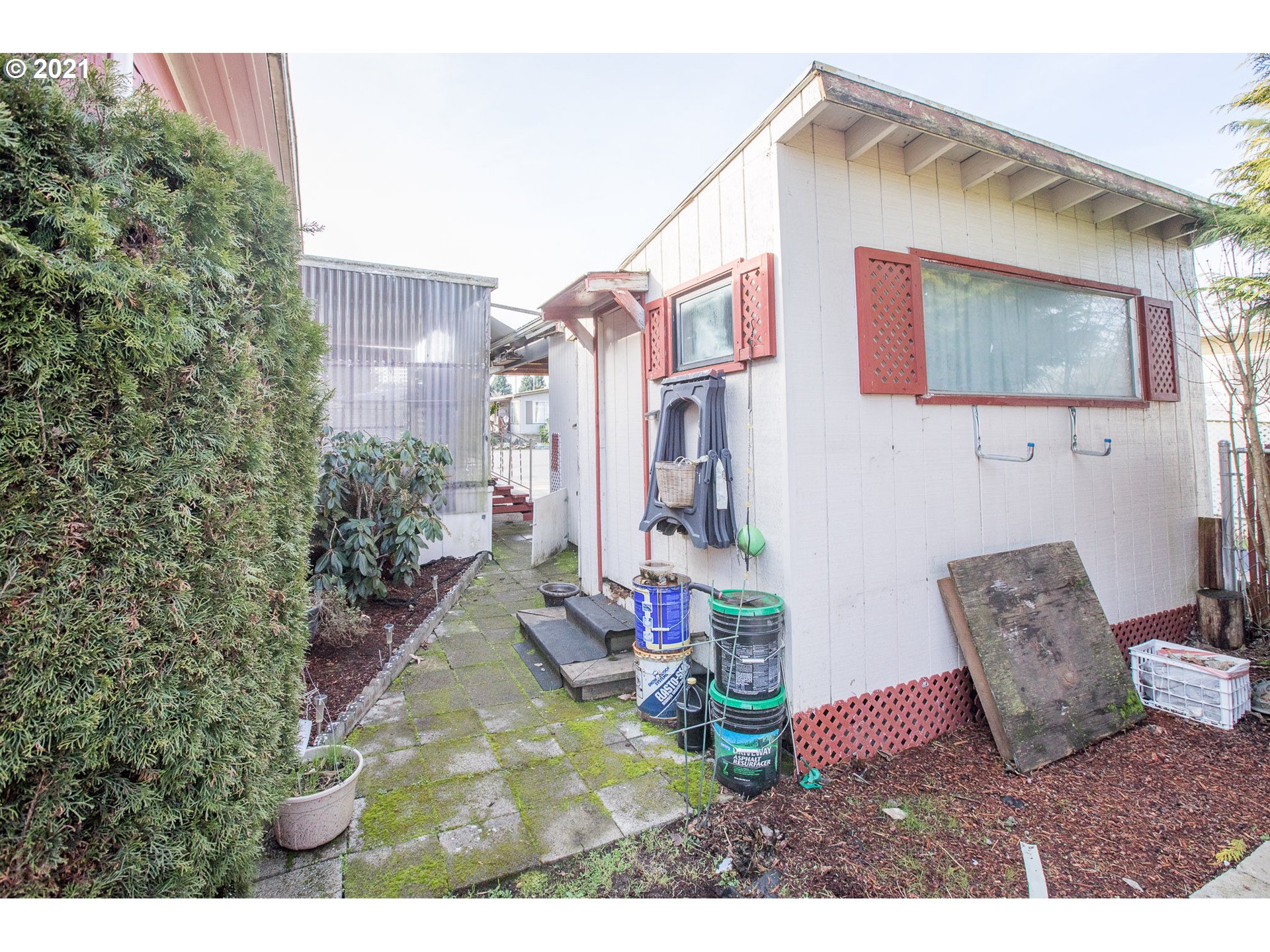 3530 Game Farm Road, Unit 13 Springfield, OR 97477 - Photo 18 of 20